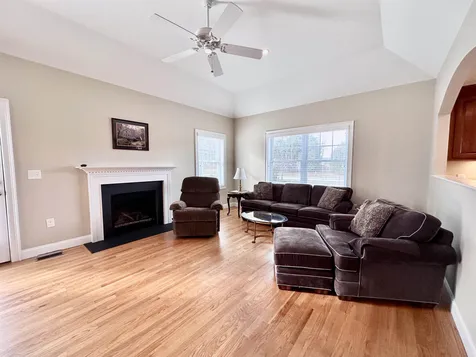 1 Jacqueline Drive Dover NH 03820