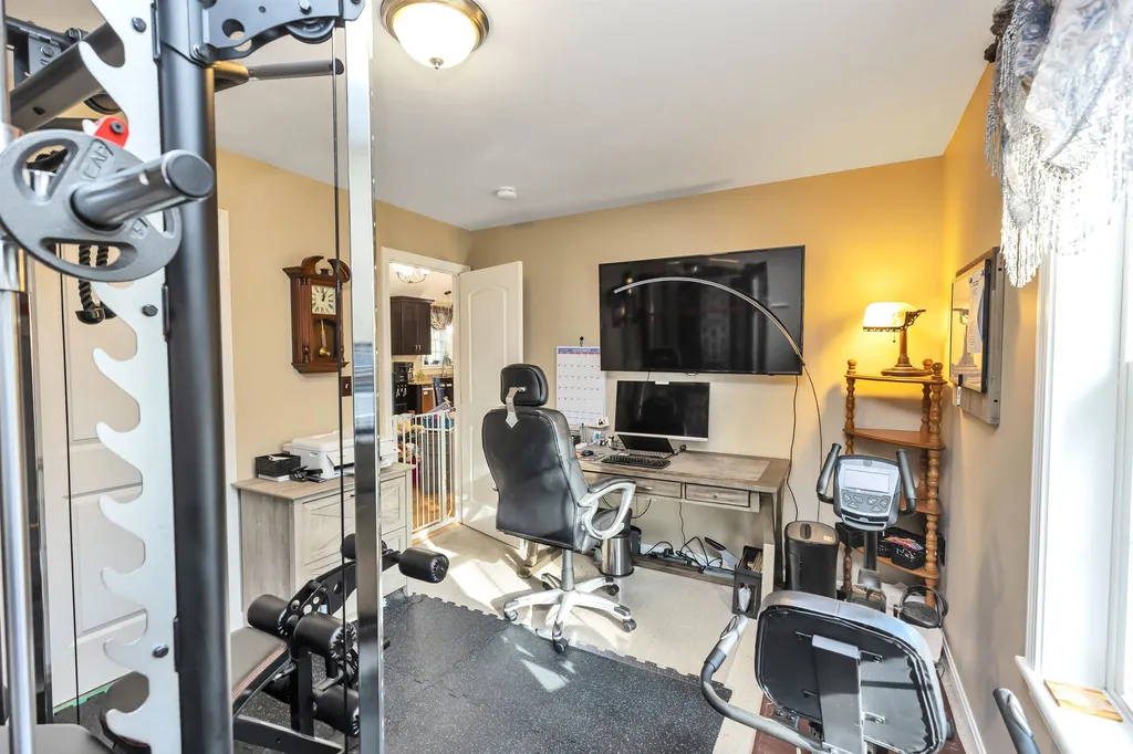 102 Bog Road Concord NH 03303