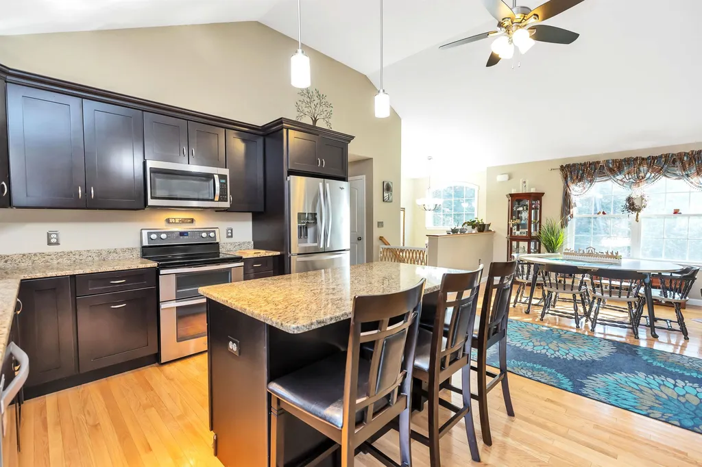 102 Bog Road Concord NH 03303