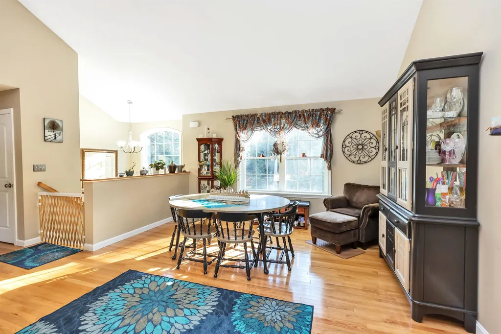 102 Bog Road Concord NH 03303
