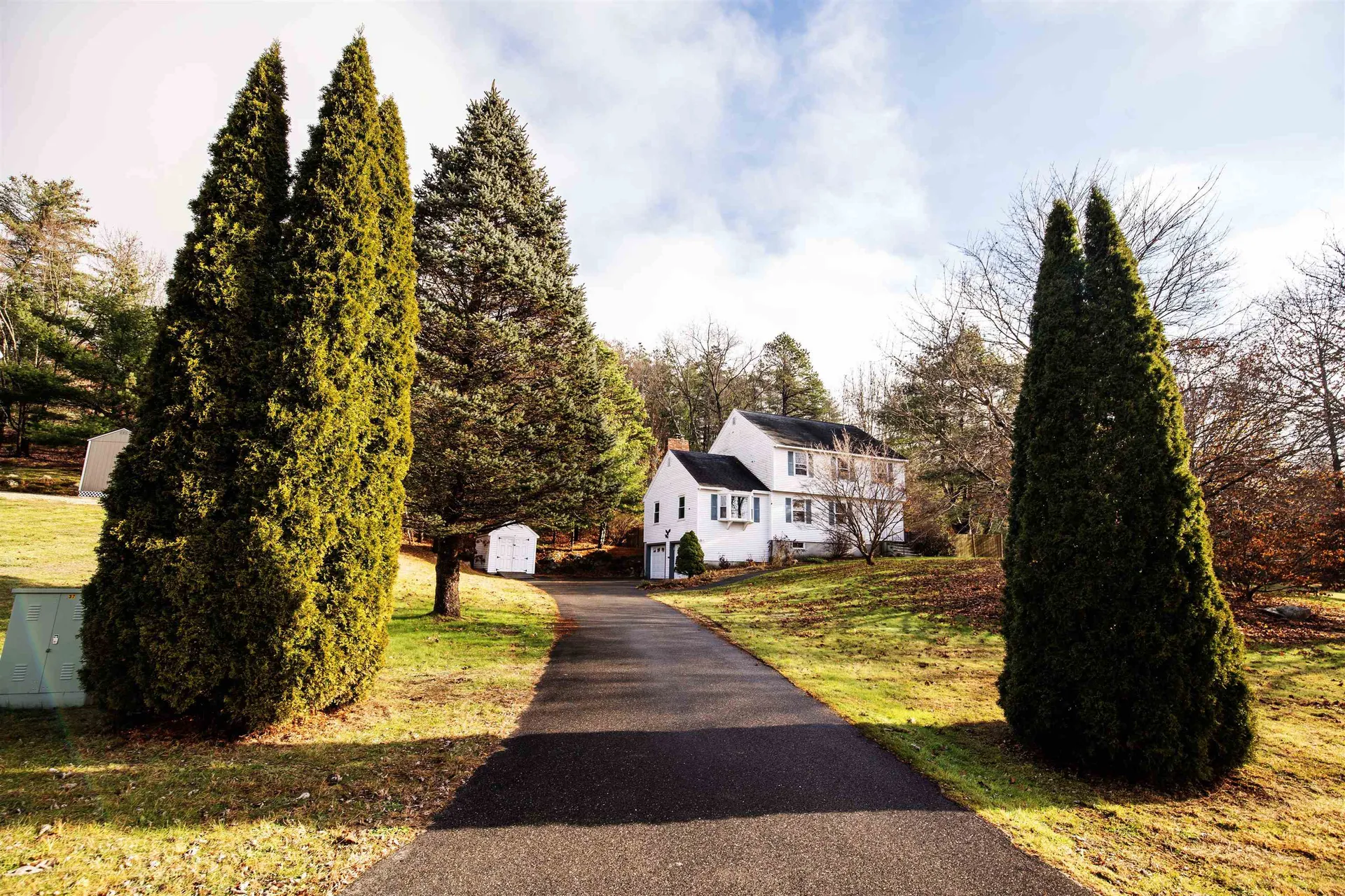 17 Riverview Circle Litchfield NH 03052