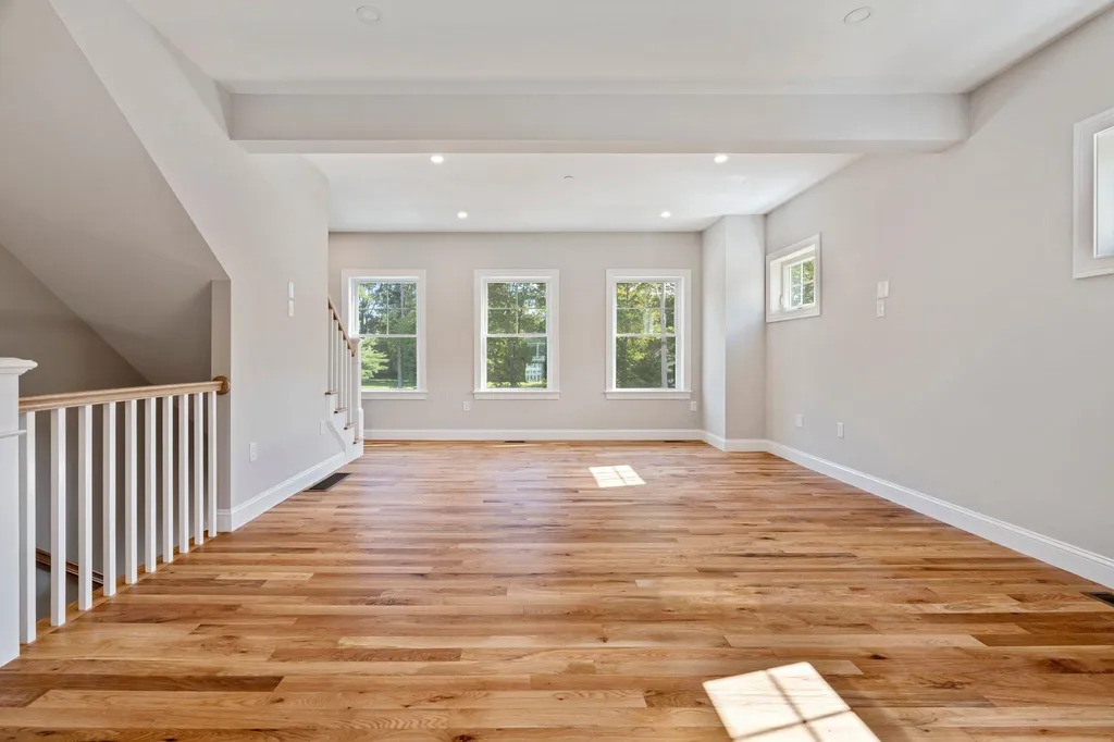 22 Juniper Lane Portsmouth NH 03801