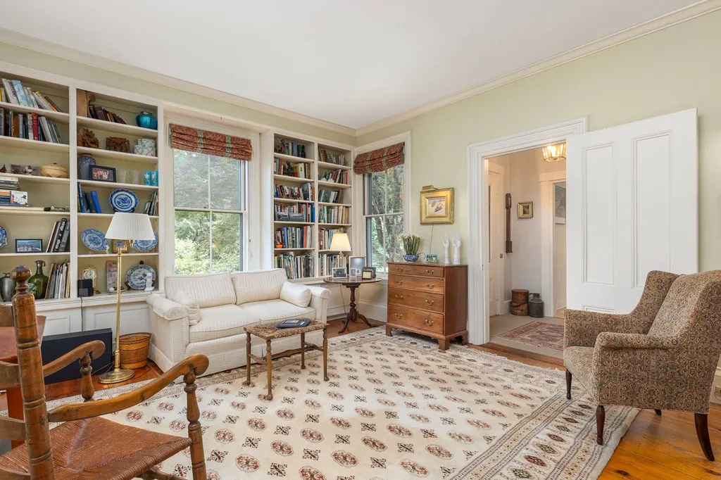 33 Pine Street Exeter NH 03833