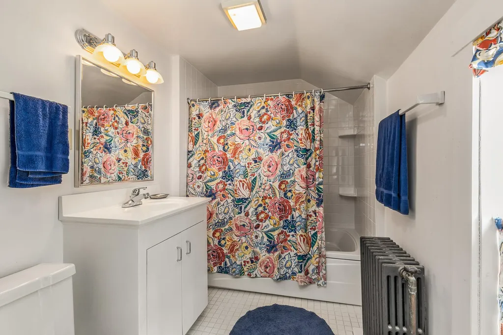33 Pine Street Exeter NH 03833