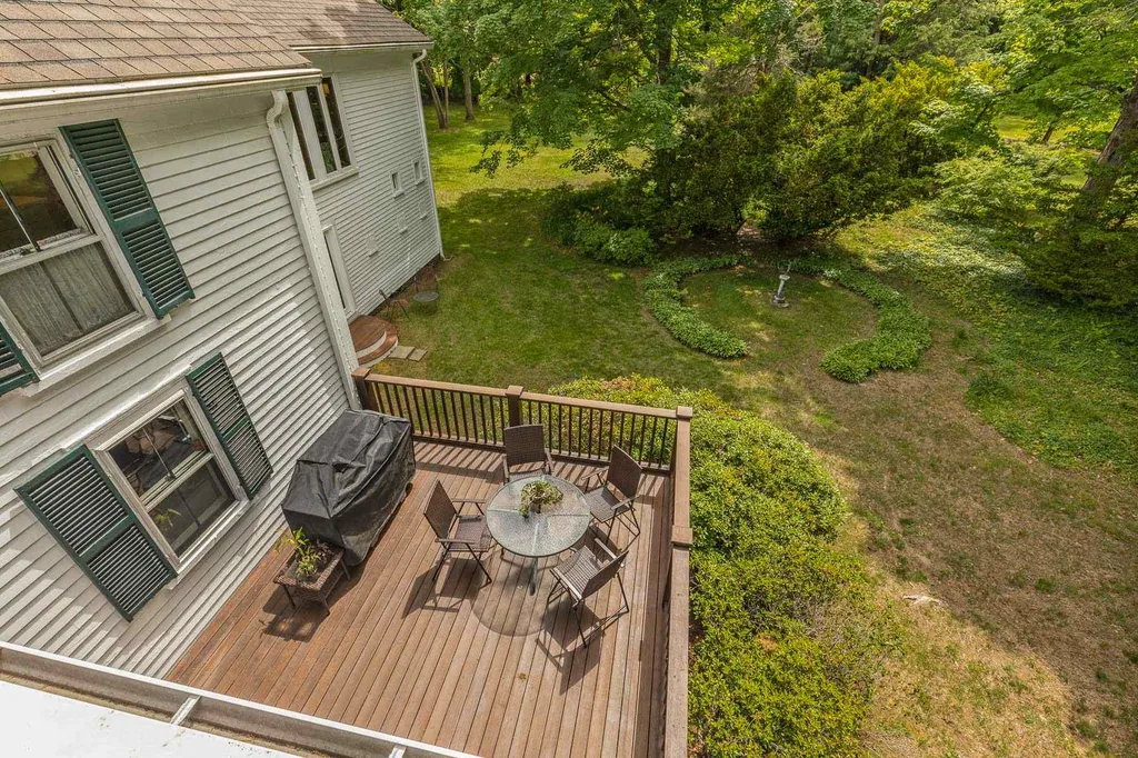 33 Pine Street Exeter NH 03833
