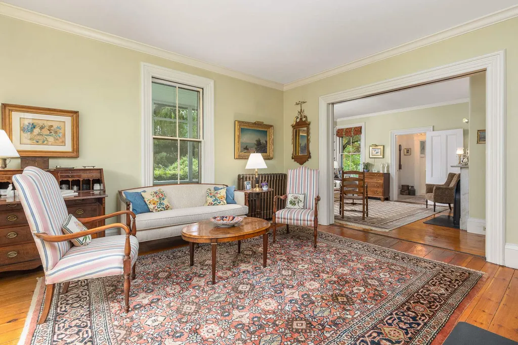 33 Pine Street Exeter NH 03833