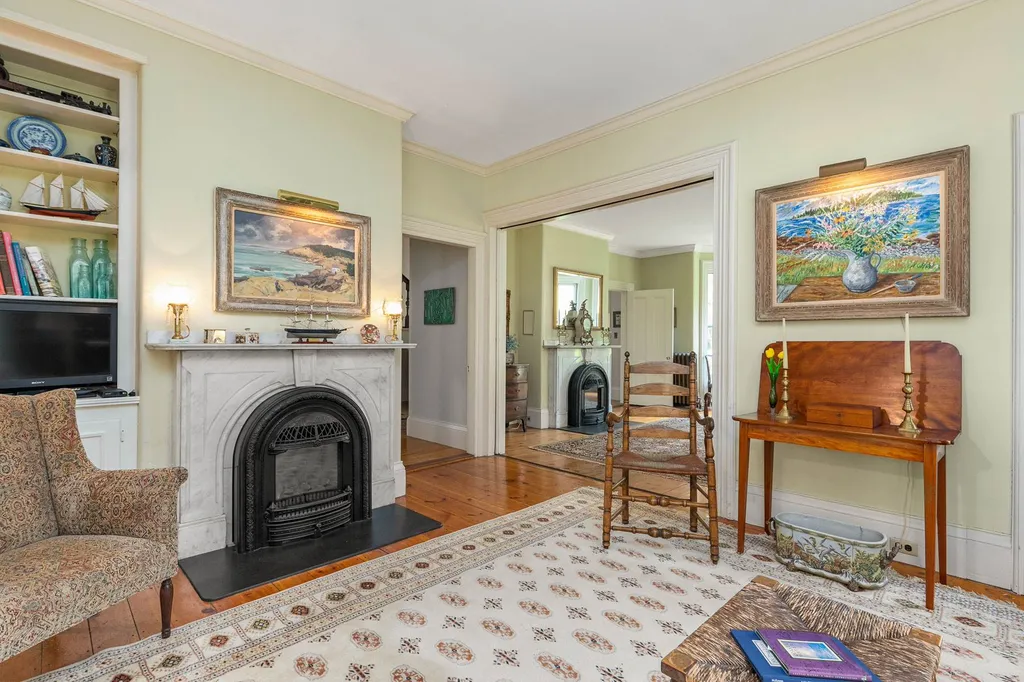 33 Pine Street Exeter NH 03833
