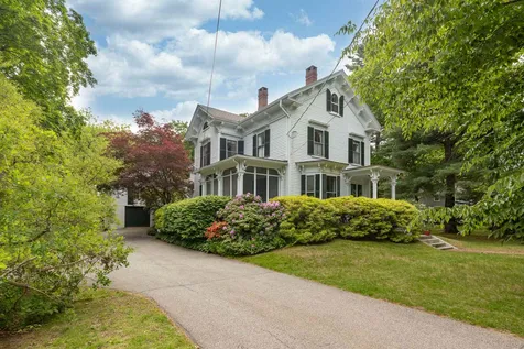 33 Pine Street Exeter NH 03833