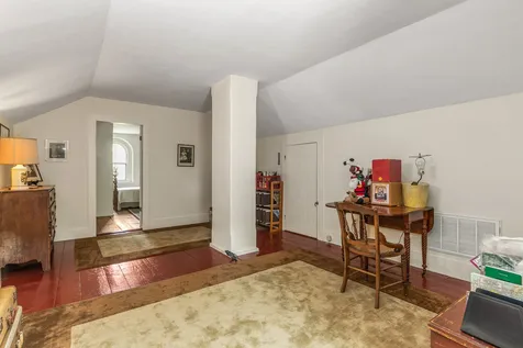 33 Pine Street Exeter NH 03833