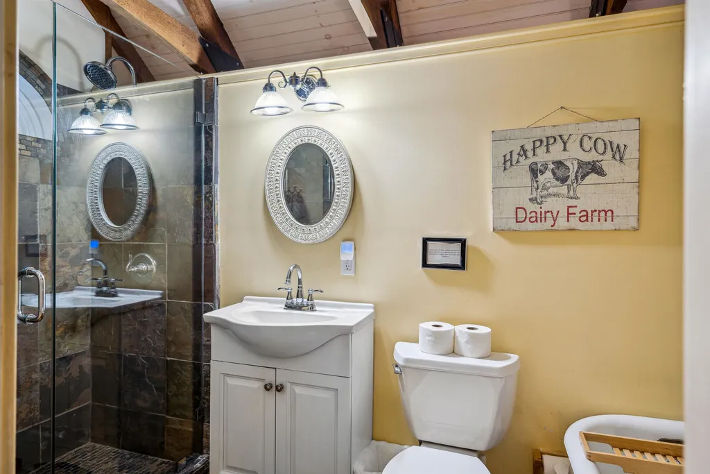 2305 County Road Windsor VT 05089