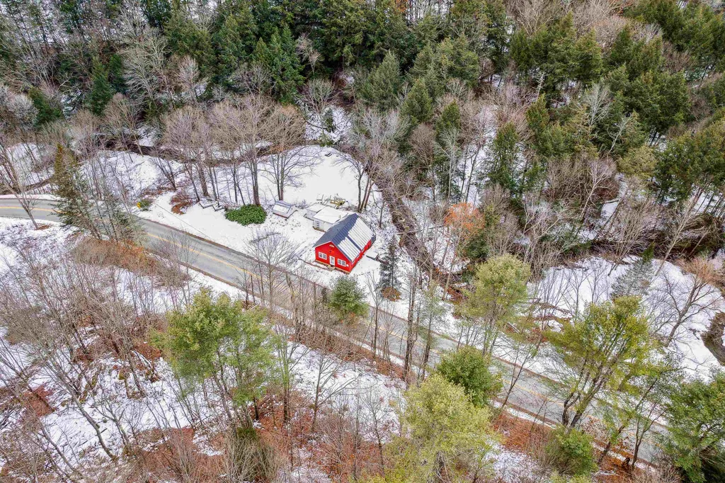 2305 County Road Windsor VT 05089