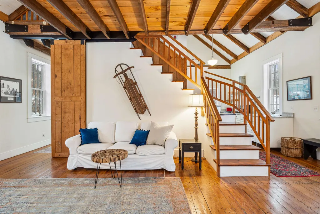 2305 County Road Windsor VT 05089
