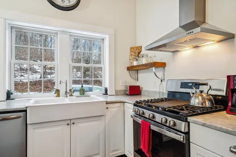 2305 County Road Windsor VT 05089