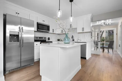 120 Brunelle Avenue Manchester NH 03103