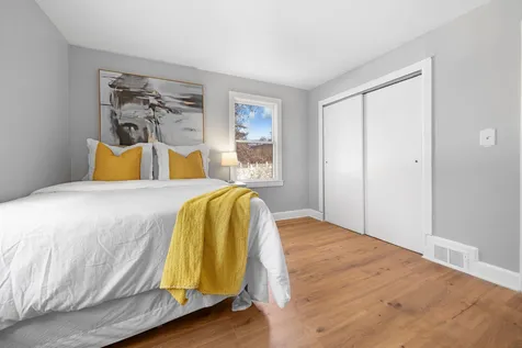 120 Brunelle Avenue Manchester NH 03103