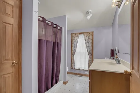 48 Mill Road Kingston NH 03848