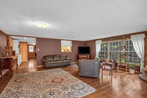 48 Mill Road Kingston NH 03848