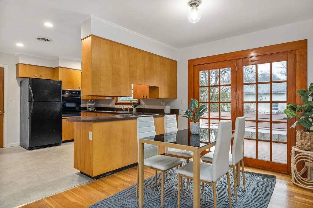 83 Sheffield Road Portsmouth NH 03801