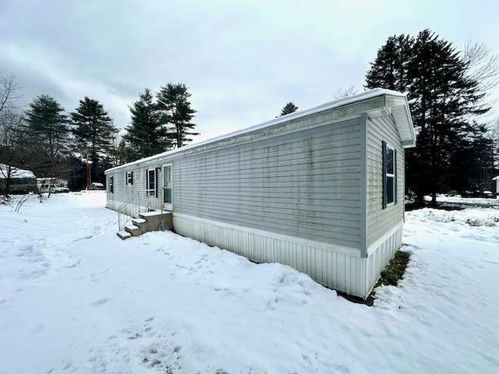 76 Half Circle Northfield VT 05663