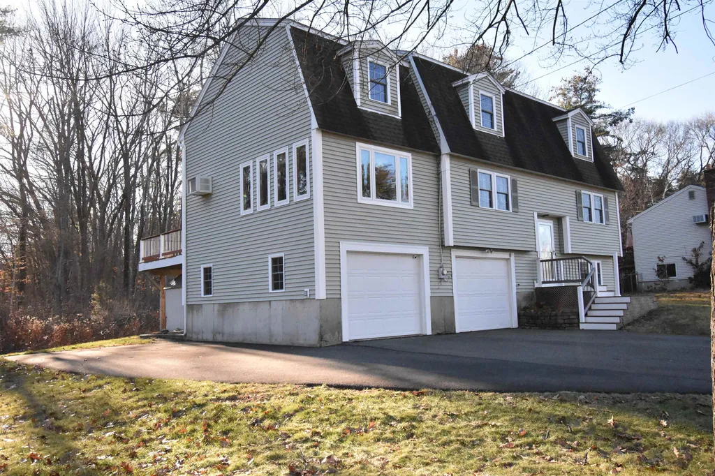 13 Shingle Mill Drive Nashua NH 03062