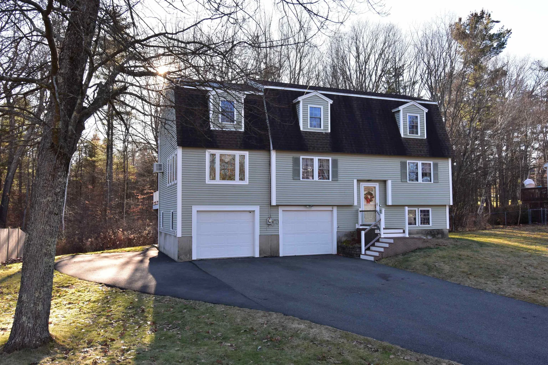 13 Shingle Mill Drive Nashua NH 03062