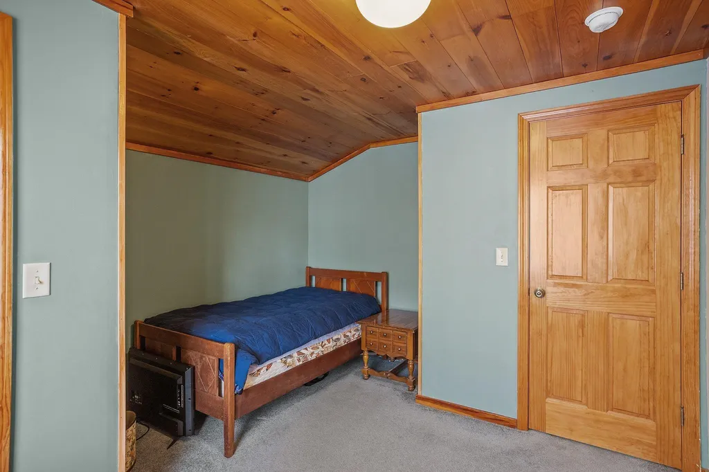 127 Camp Waldron Road Meredith NH 03253