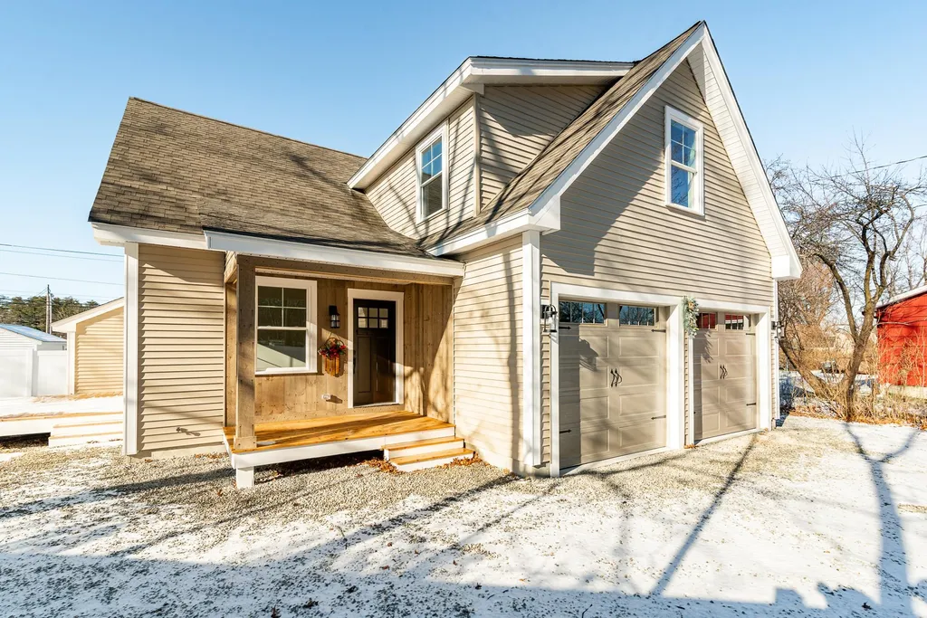 11 Kelwyn Drive Rollinsford NH 03869