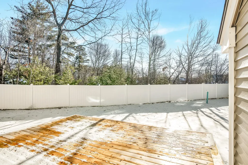 11 Kelwyn Drive Rollinsford NH 03869