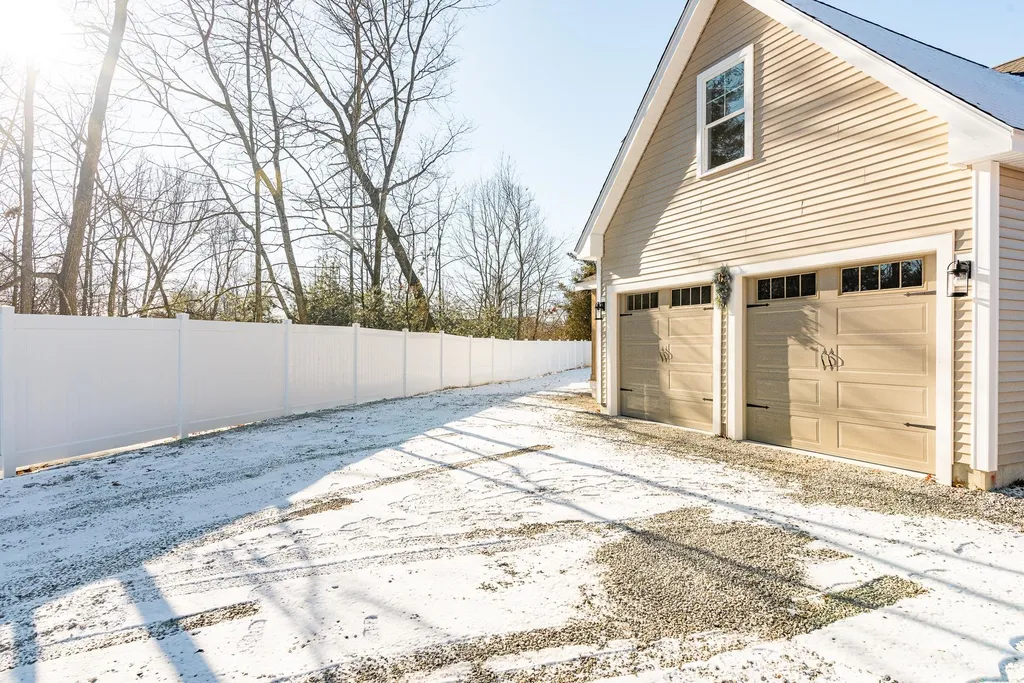 11 Kelwyn Drive Rollinsford NH 03869