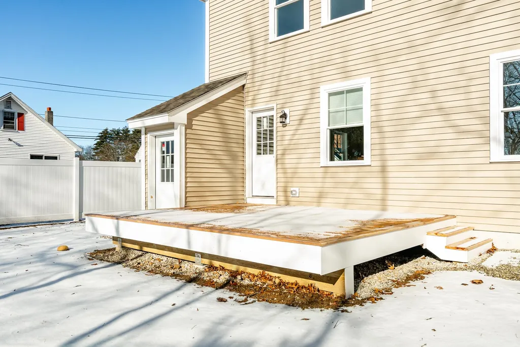 11 Kelwyn Drive Rollinsford NH 03869