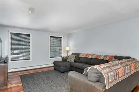 20 Lincoln Lane Barnstead NH 03225
