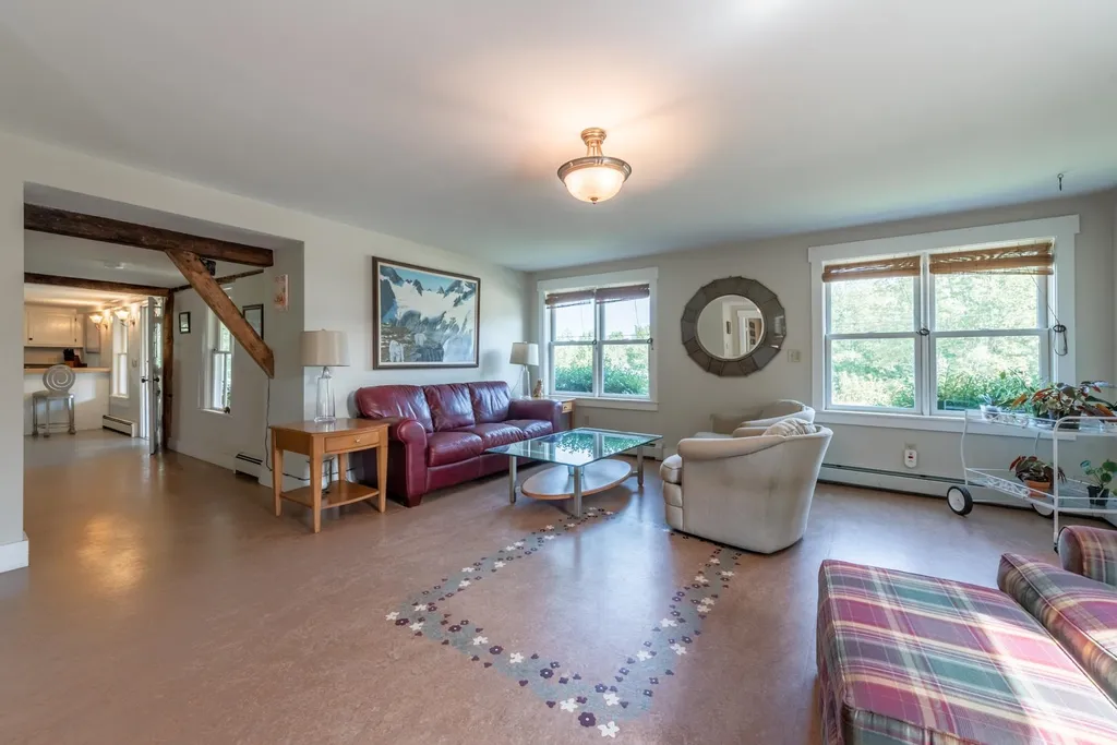 10 Granite Hill Road Wilmot NH 03287