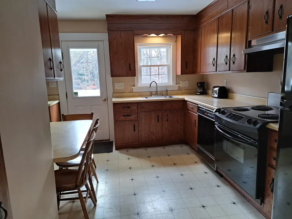 38 Goyette Avenue Claremont NH 03743