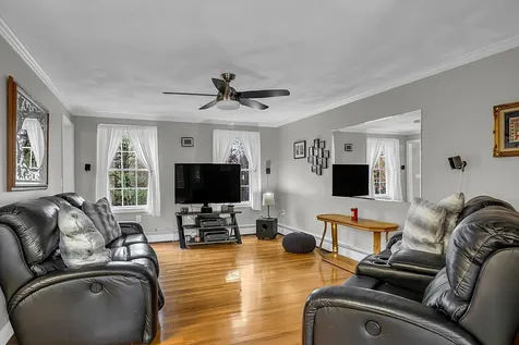 25 Smith Corner Road Plaistow NH 03865