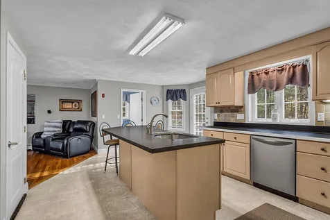 25 Smith Corner Road Plaistow NH 03865