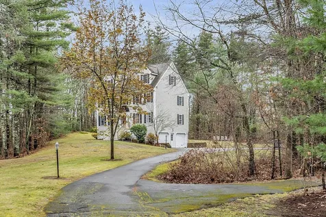 25 Smith Corner Road Plaistow NH 03865