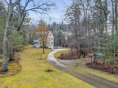 25 Smith Corner Road Plaistow NH 03865