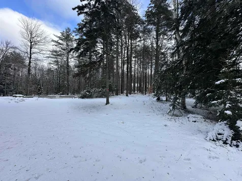 186 Page Road New London NH 03257