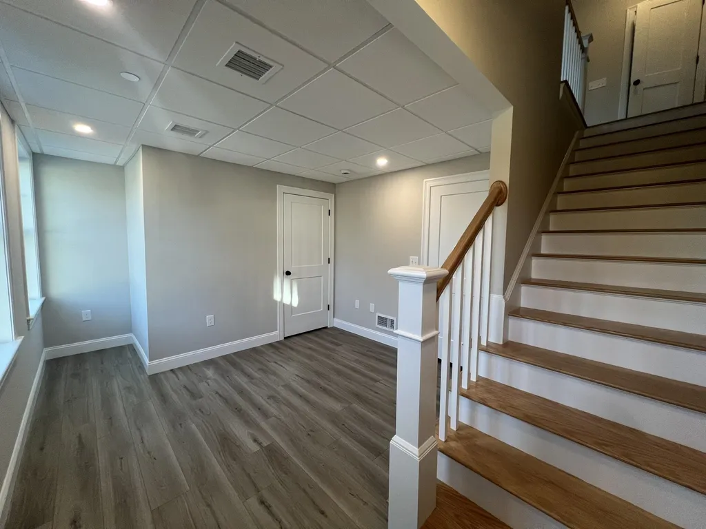 9 Juniper Lane Portsmouth NH 03801