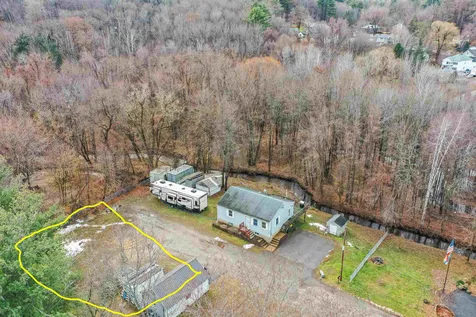 24 Mathew's Court Laconia NH 03246
