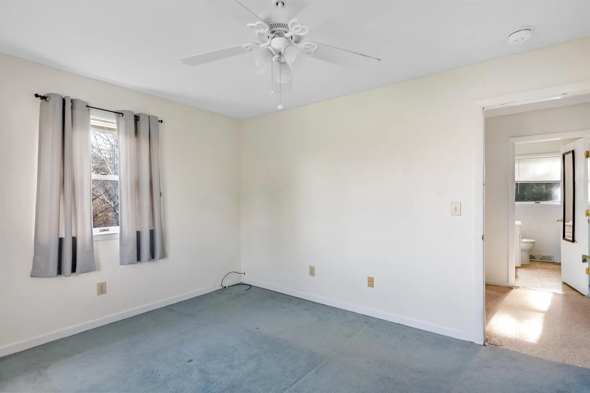 60 Shirley Circle Williston VT 05495