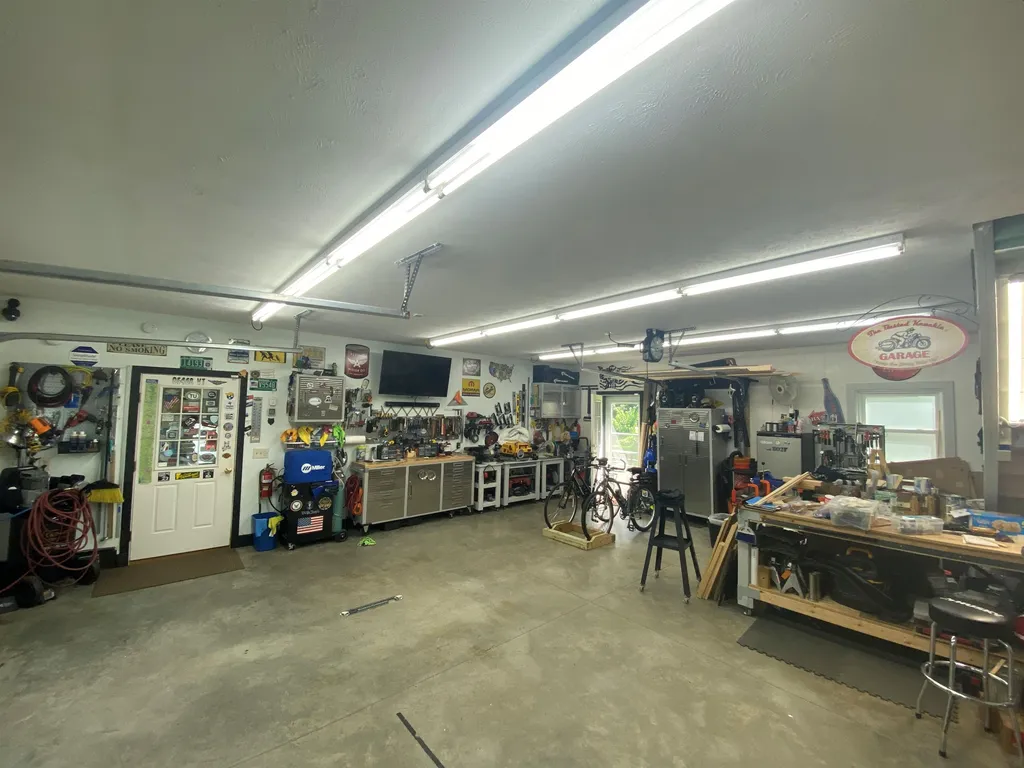 255 Austin Road Georgia VT 05468