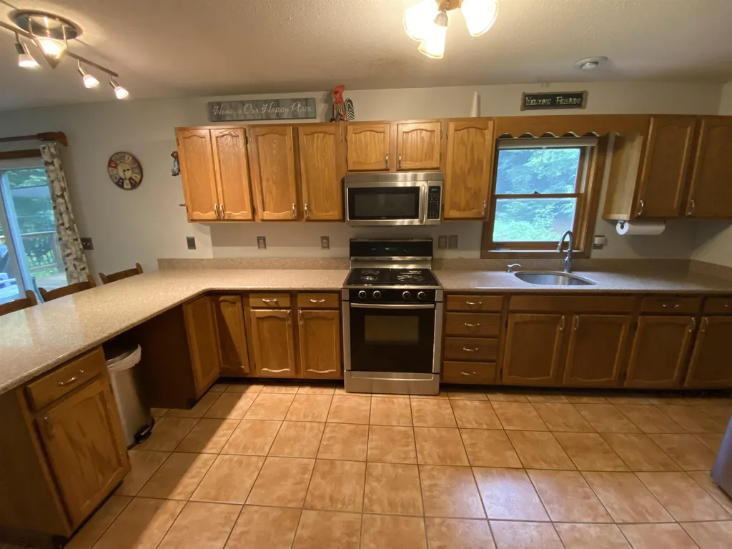 255 Austin Road Georgia VT 05468