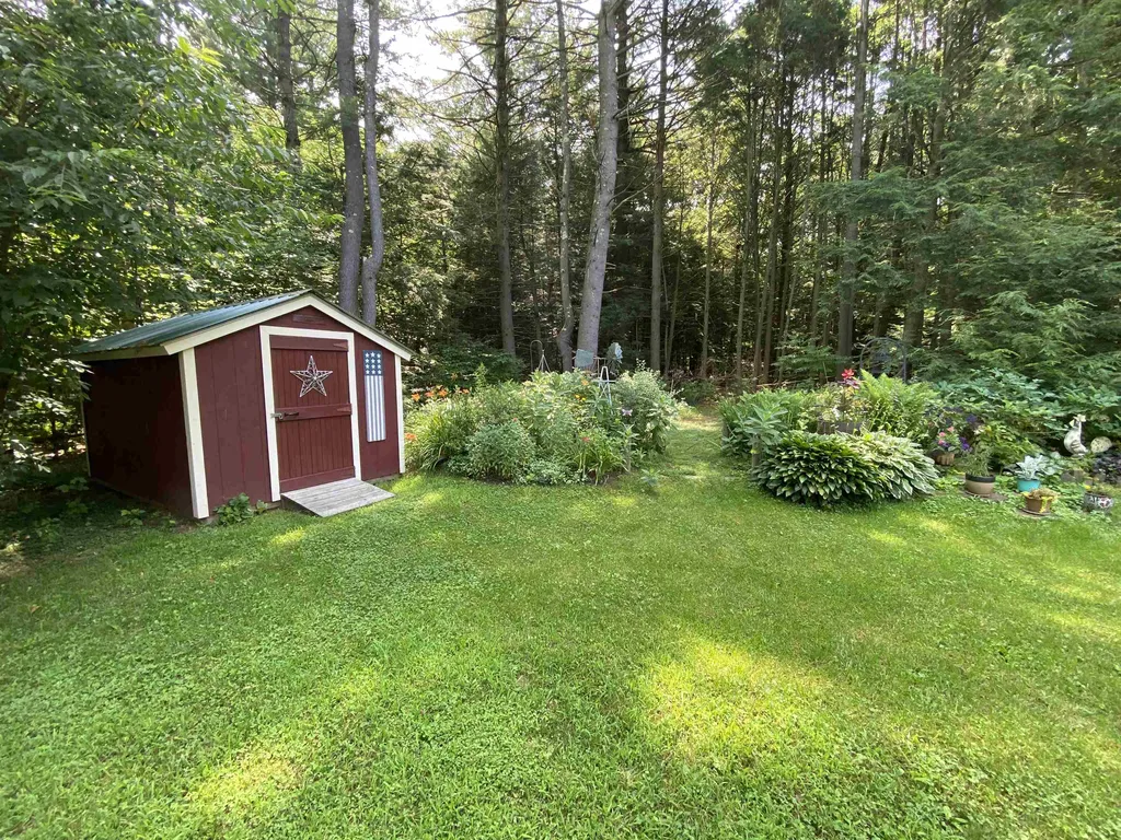 255 Austin Road Georgia VT 05468