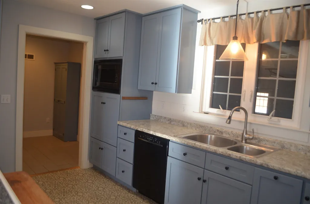896 Craney Hill Road Henniker NH 03242