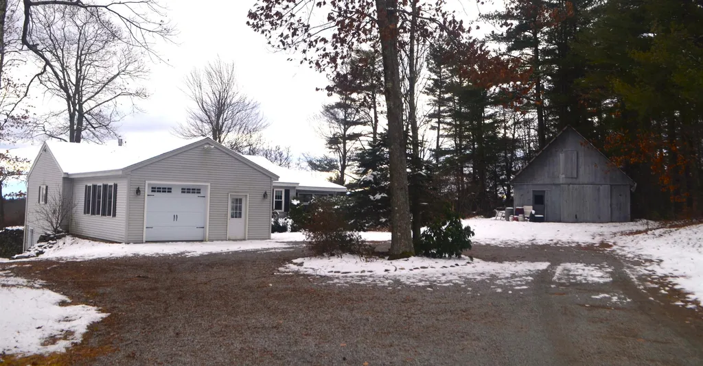 896 Craney Hill Road Henniker NH 03242