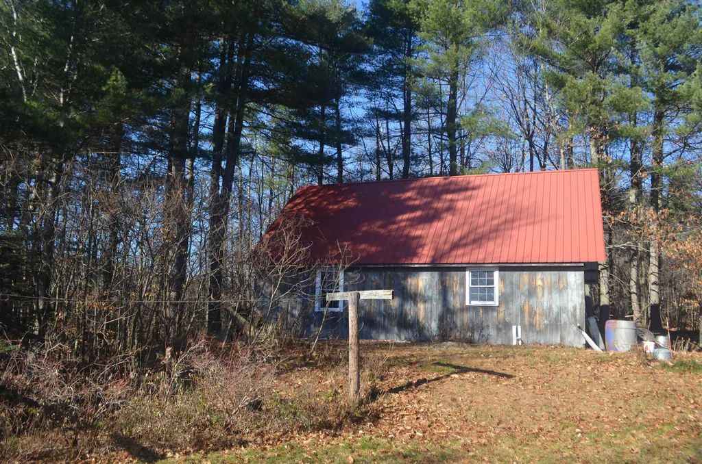 896 Craney Hill Road Henniker NH 03242