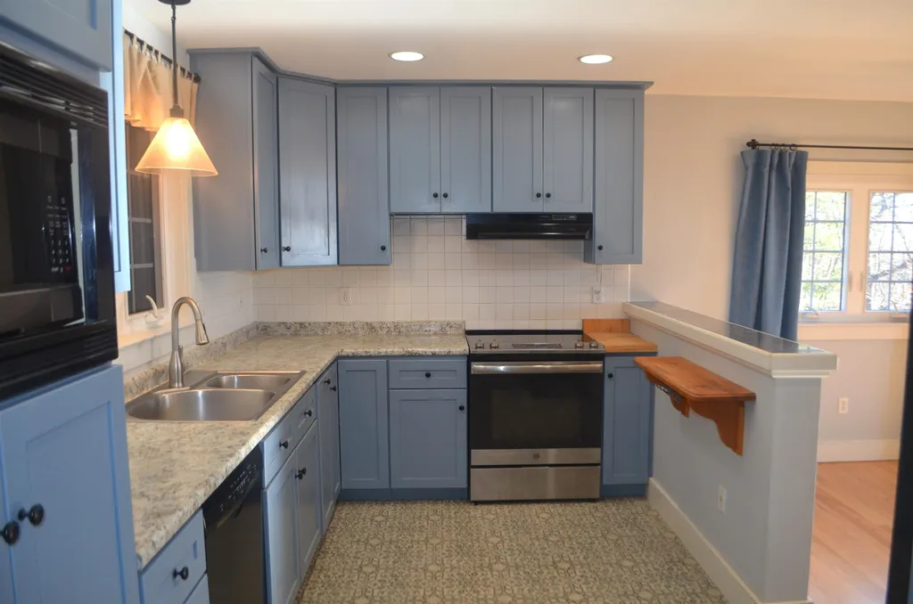 896 Craney Hill Road Henniker NH 03242