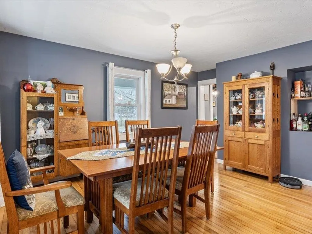 30 Bockes Road Londonderry NH 03053