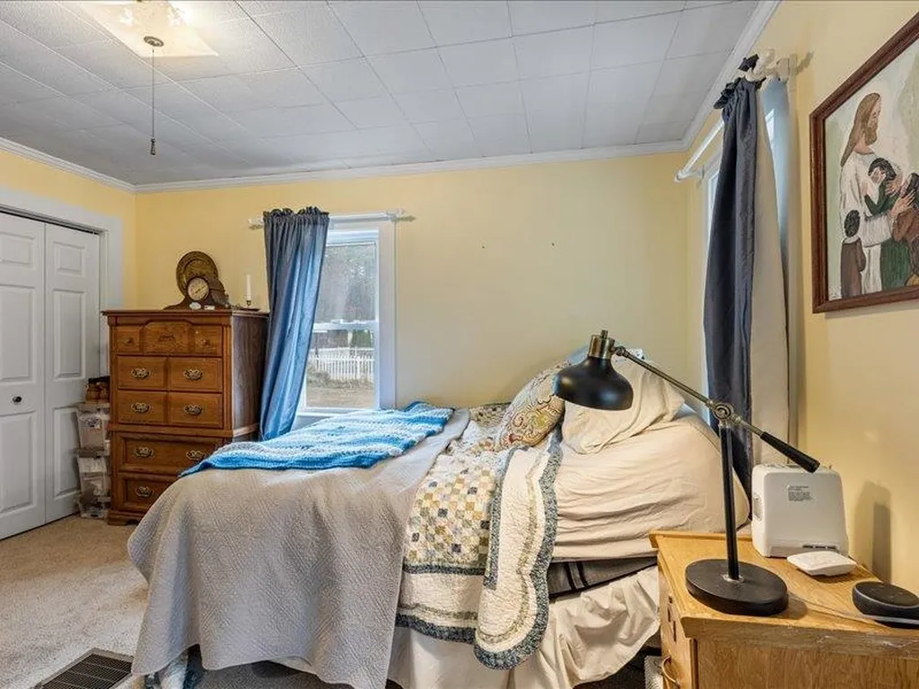 30 Bockes Road Londonderry NH 03053